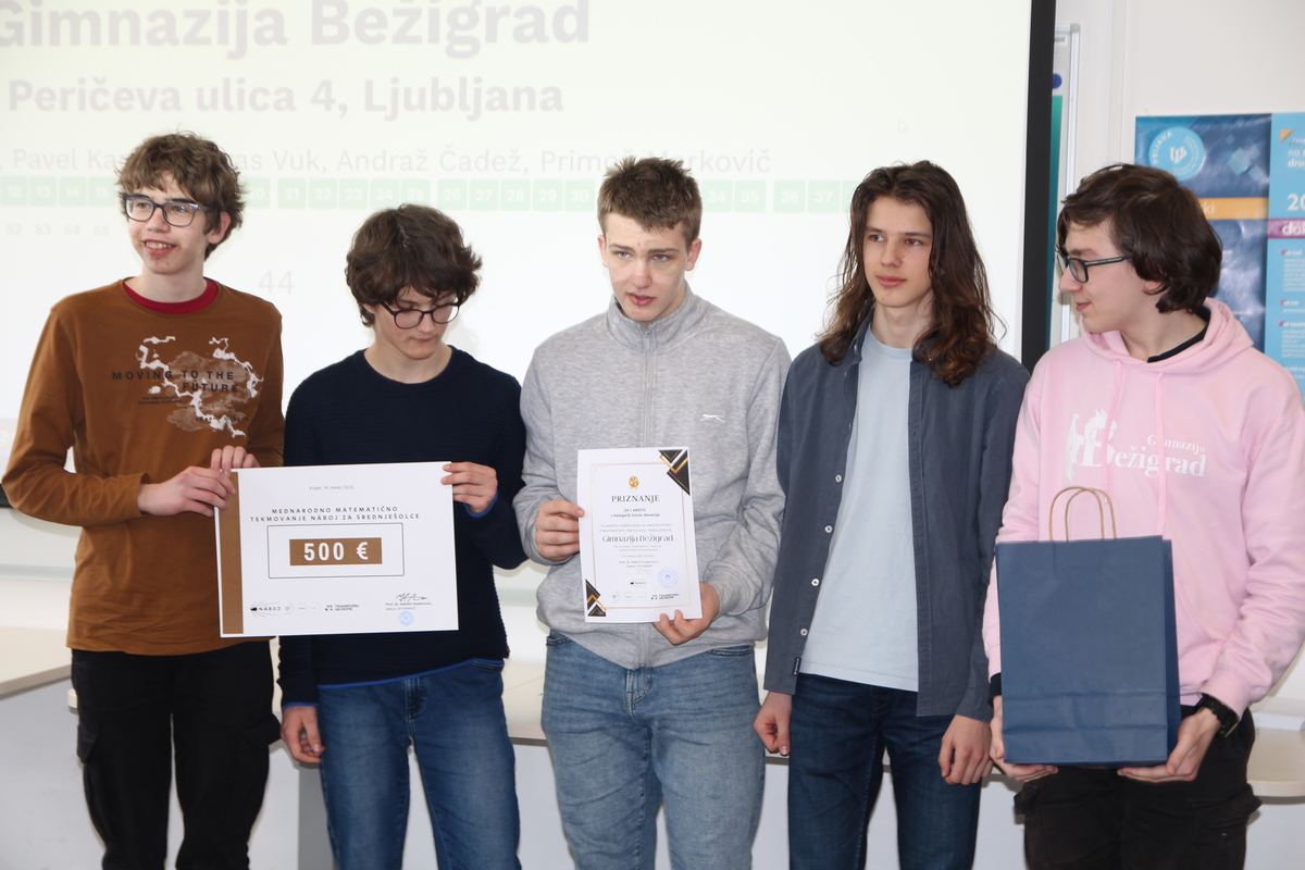 Mednarodno matematično tekmovanje Náboj združilo več kot 150 dijakov iz vse Slovenije