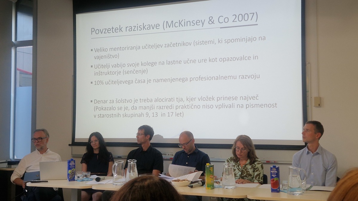 Okrogla miza o pomanjkanju učiteljev matematike in fizike