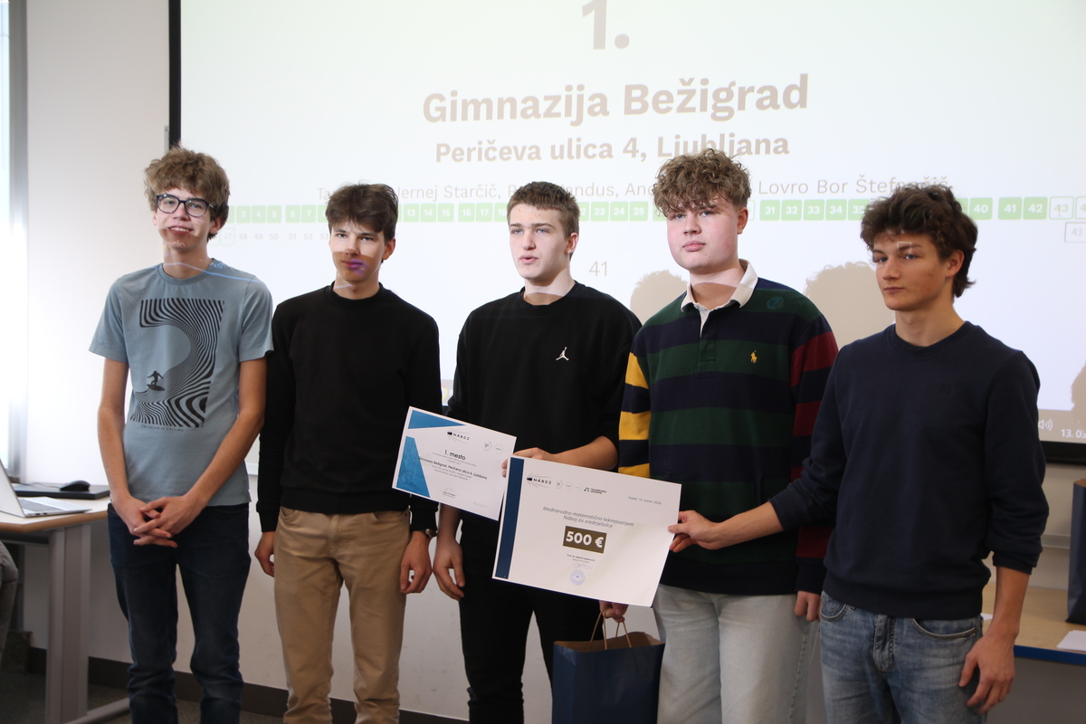 Mednarodno tekmovanje Náboj združilo 165 dijakov iz vse Slovenije