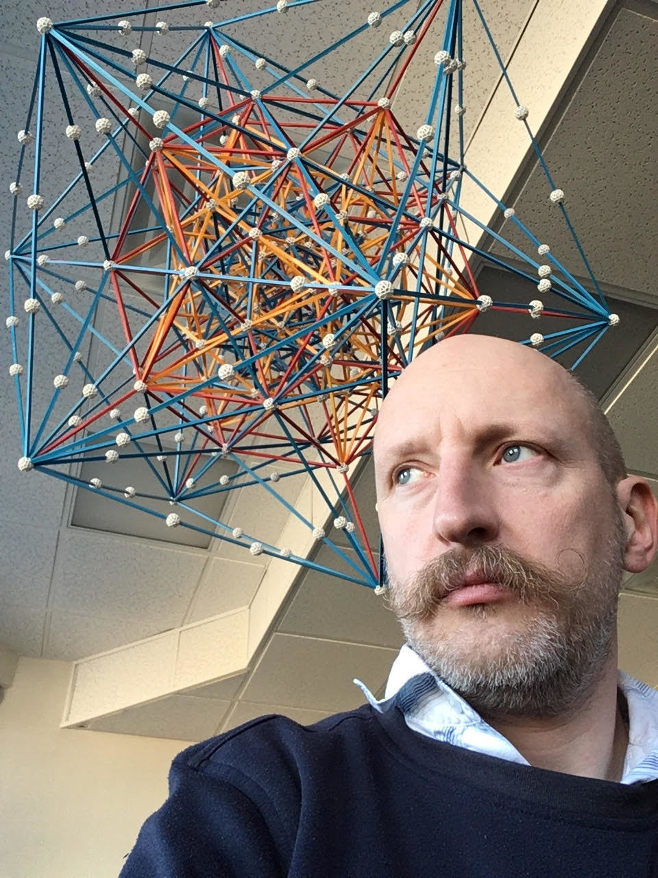 Trips to the Mathematical Universe: Prime divisibility of binomial coefficients (2021/2022)